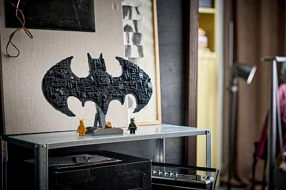 LEGO Super Heroes Batman Logo (76330)